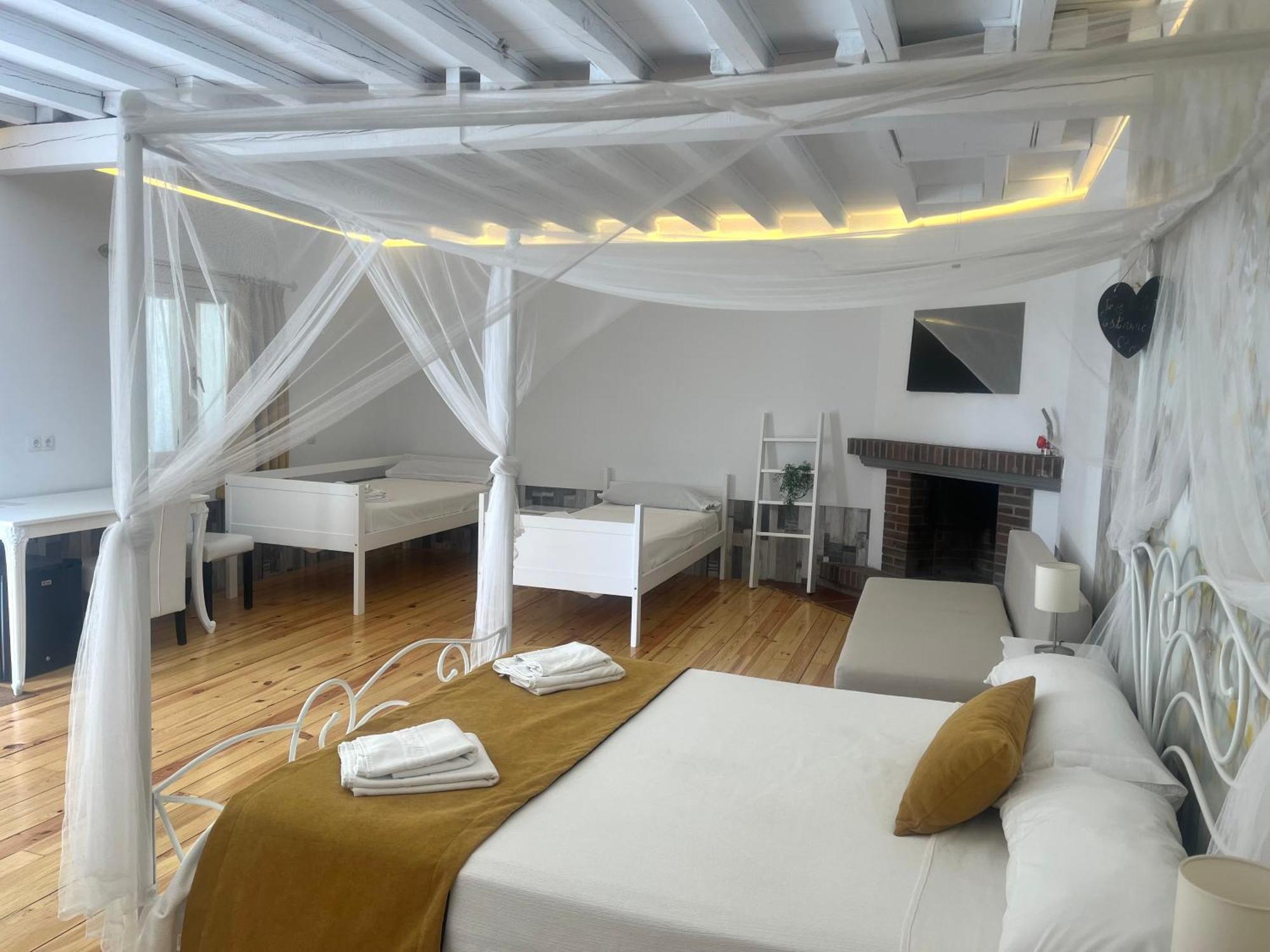 Casa Jardín El Colmenar Las Navas del Marqués Exterior foto