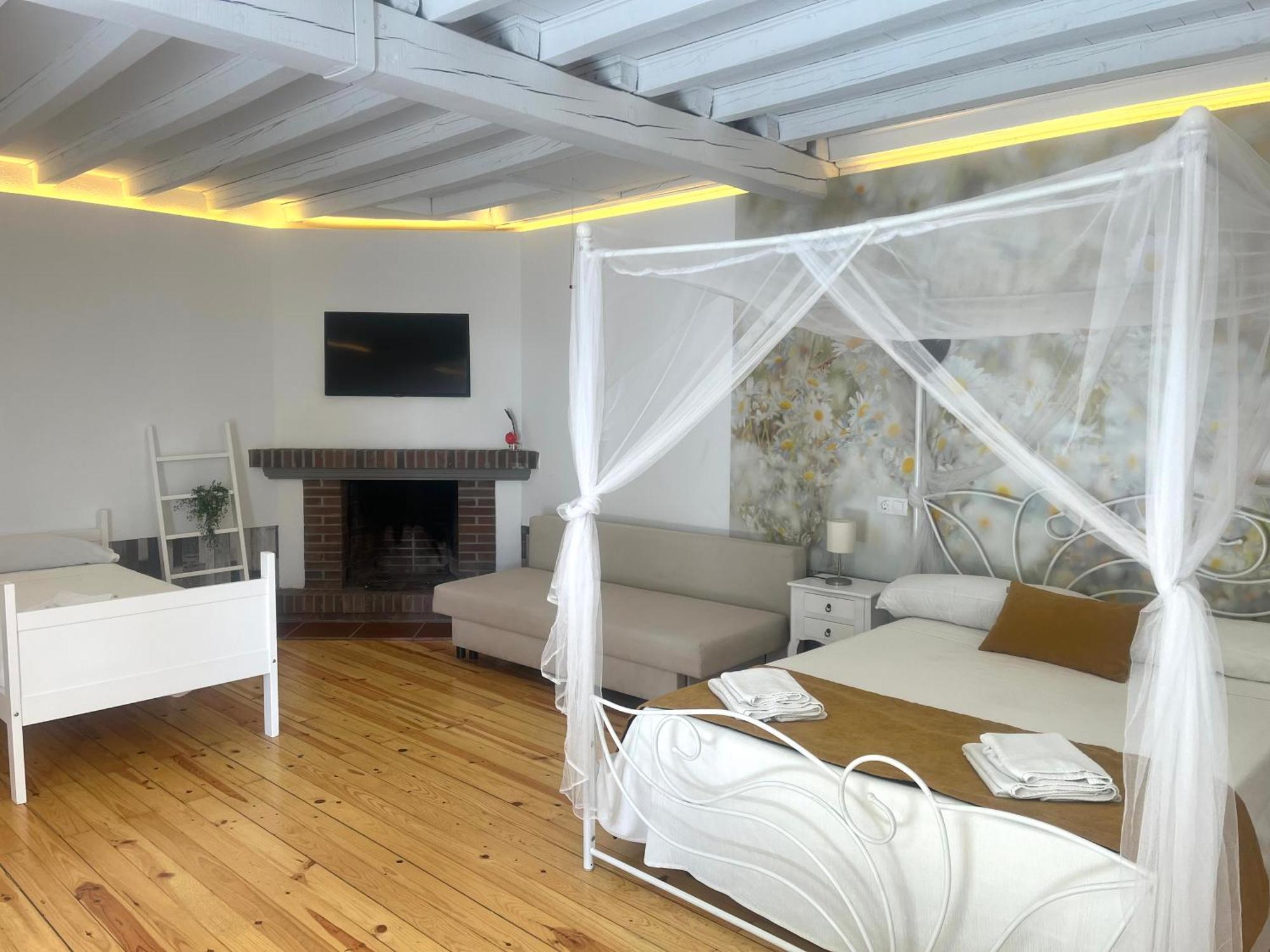 Casa Jardín El Colmenar Las Navas del Marqués Exterior foto
