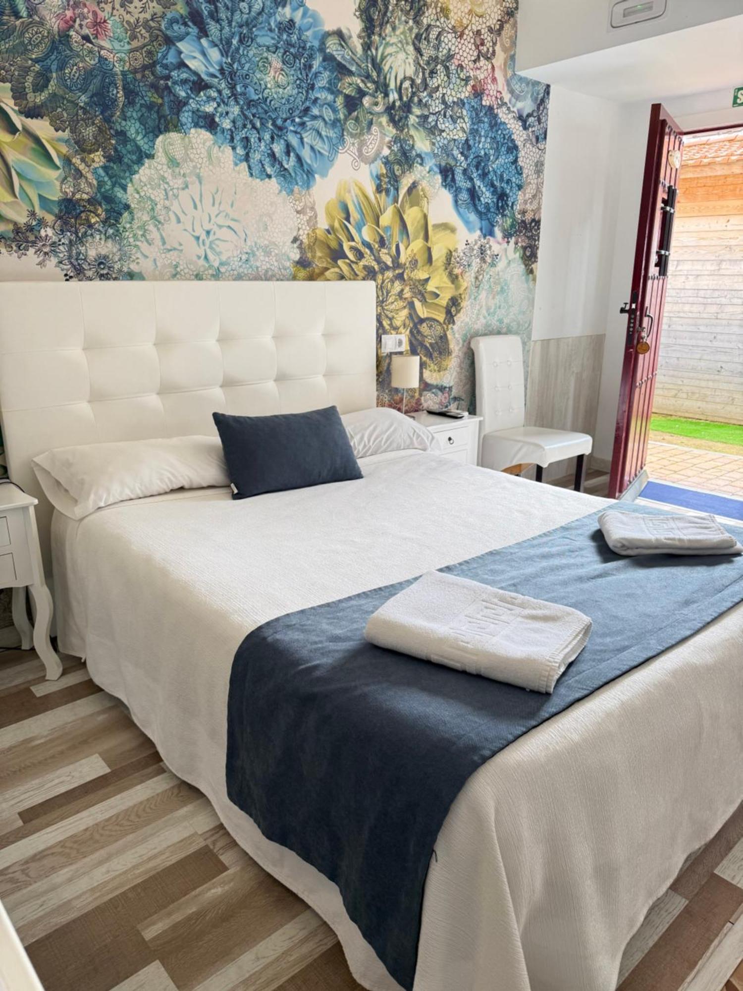 Casa Jardín El Colmenar Las Navas del Marqués Exterior foto