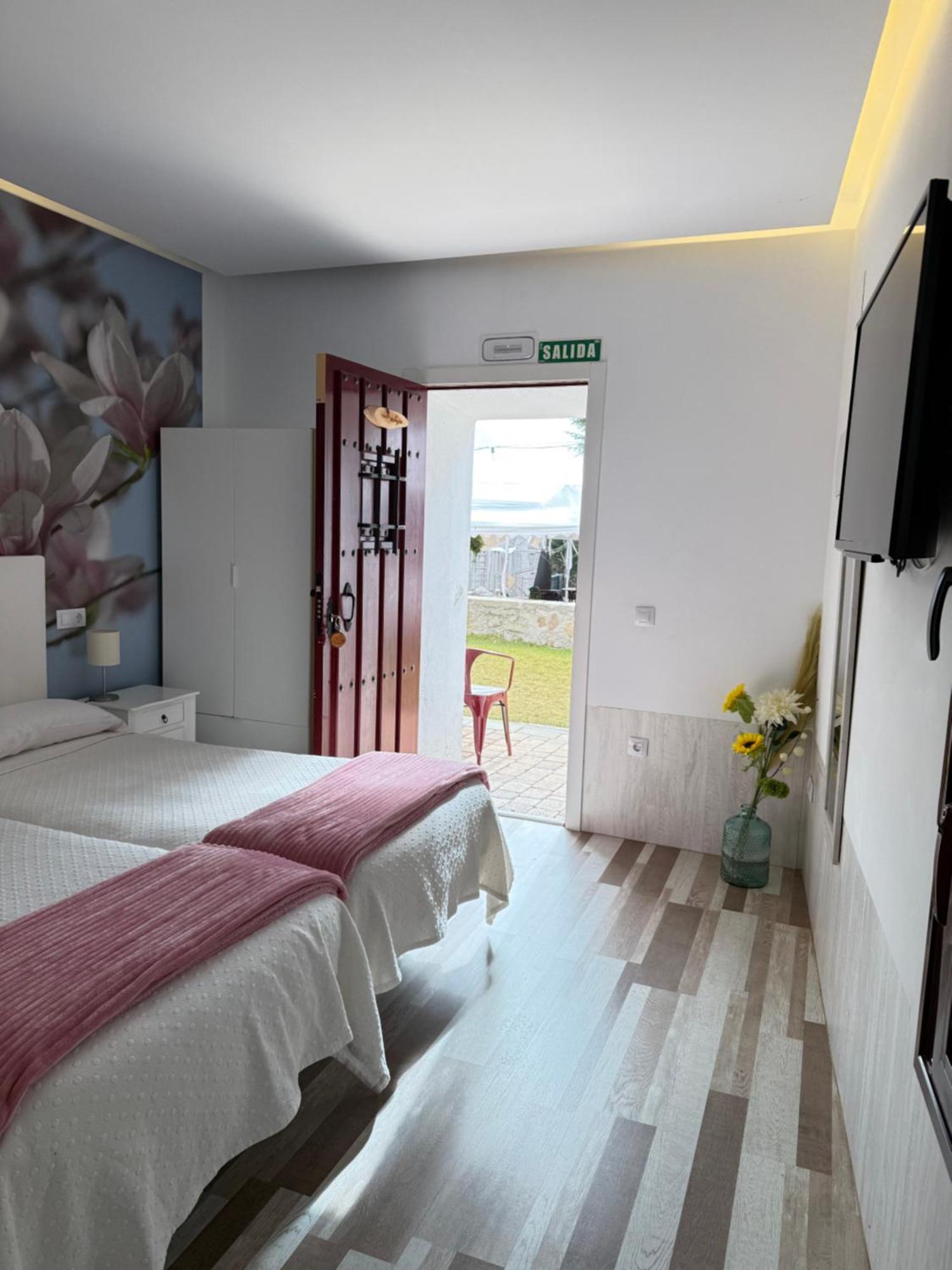 Casa Jardín El Colmenar Las Navas del Marqués Exterior foto